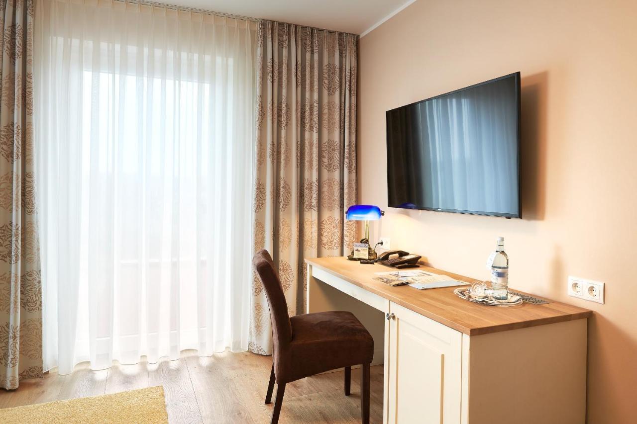 Hotel Nautilus Putbus Bagian luar foto
