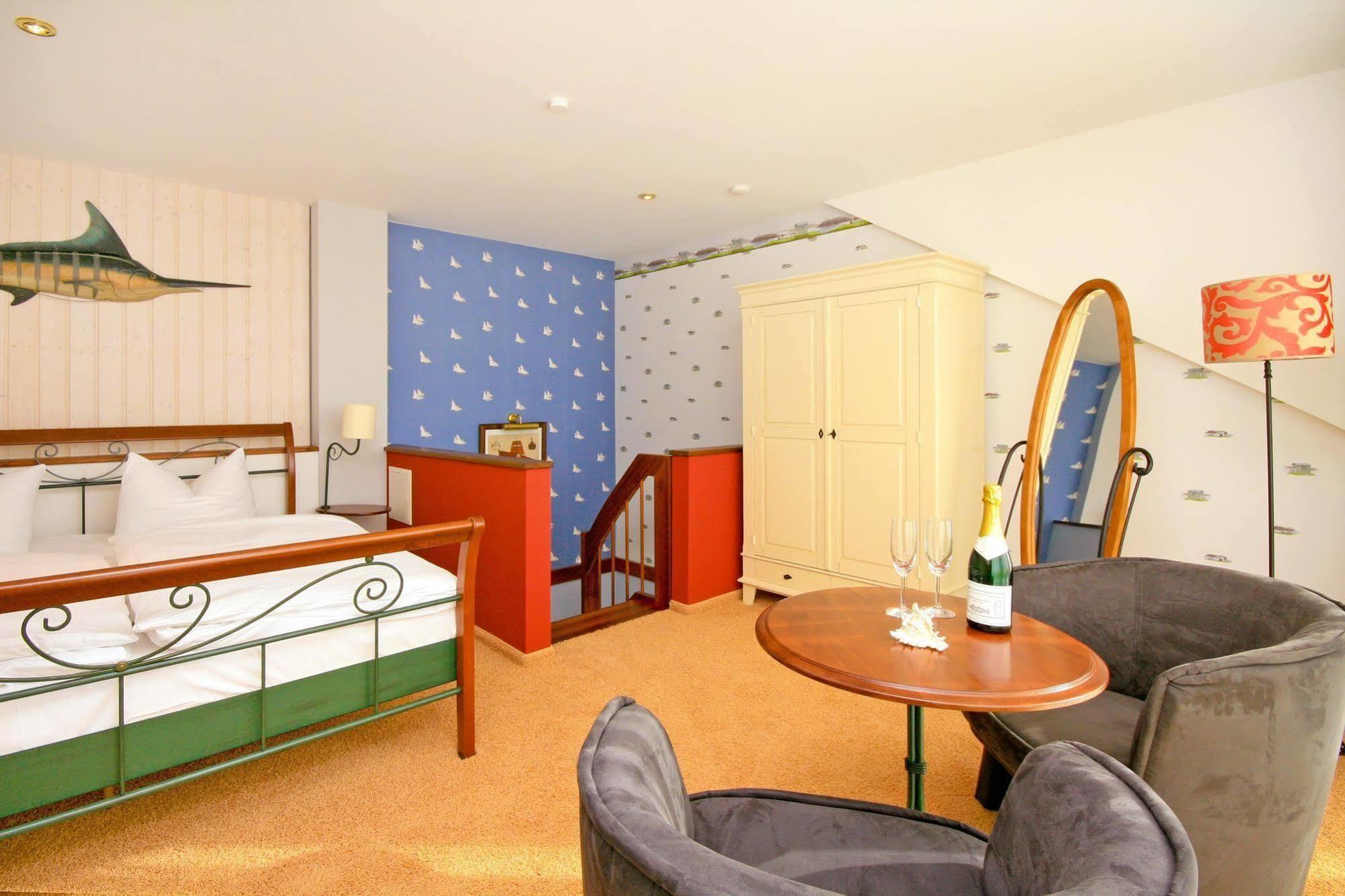 Hotel Nautilus Putbus Bagian luar foto