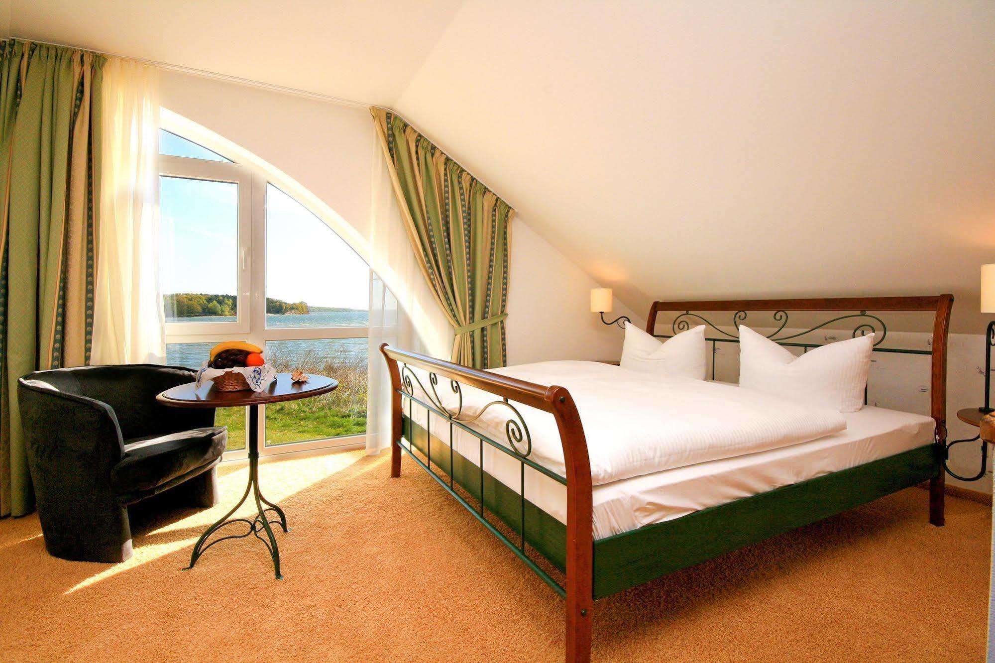 Hotel Nautilus Putbus Bagian luar foto